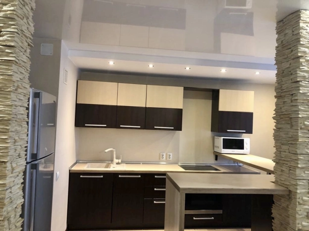 Купить двухкомнатную квартиру в районе Октябрьский в Улан-Удэ. Вариант № 396381, 3, площадь -  квм, цена 7980000 рублей