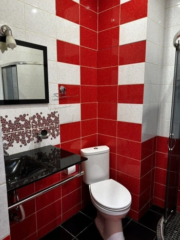 Купить квартиру на вторичке у метро Фонвизинская в Москве. Вариант № 10624862, 7, площадь - квм, цена 26300000 рублей