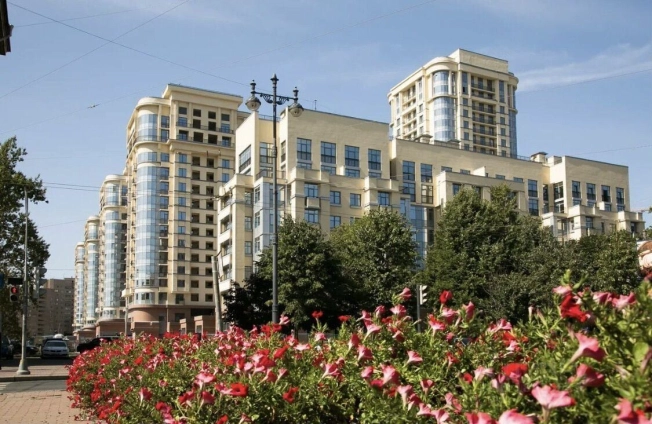 Купить четырехкомнатную квартиру в районе Московский в Санкт-Петербурге. Вариант № 23552, 6, площадь -  квм, цена 41000000 рублей