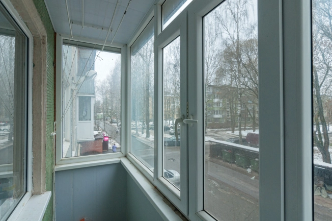 Купить квартиру на вторичке в Вологде. Вариант № 10677625, 12, площадь - квм, цена 2990000 рублей