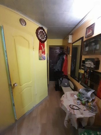 Купить однокомнатную квартиру в районе Центральный в Элисте. Вариант № 18332, 6, площадь -  квм, цена 3758000 рублей