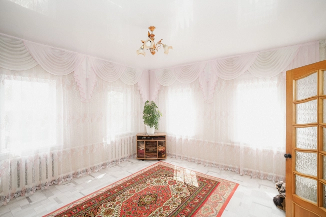 Купить дом в Микрорайоне Порт-Артур в Омске. Вариант № 305590, 3, площадь - квм, цена 6100000 рублей