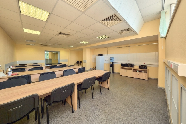 Снять коммерческую недвижимость свободного назначения на улице Промышленная в Рязани. Вариант № 1224635, 6, площадь -  квм, цена 921480 рублей