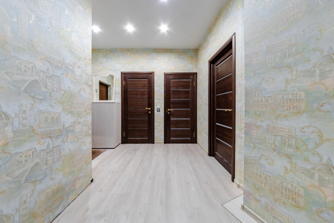 Купить двухкомнатную квартиру у метро Озерки в Санкт-Петербурге. Вариант № 52933, 13, площадь -  квм, цена 18350000 рублей