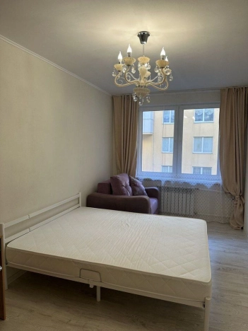 Купить трехкомнатную квартиру у метро Садовая в Санкт-Петербурге. Вариант № 9335664, 10, площадь -  квм, цена 8700000 рублей