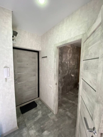 Купить однокомнатную квартиру в Ростовской области. Вариант № 7646296, 5, площадь -  квм, цена 5530000 рублей