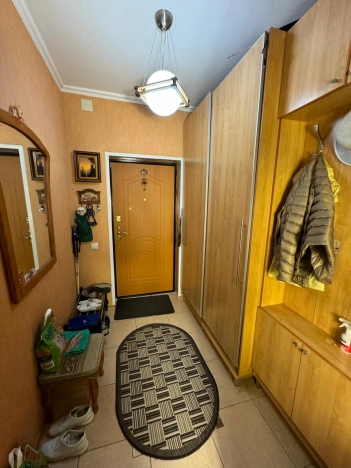 Купить квартиру в Брянской области. Вариант № 3330864, 16, площадь -  квм, цена 9000000 рублей