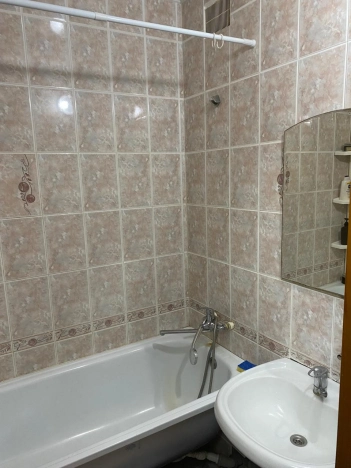 Купить двухкомнатную квартиру в Микрорайоне 4-й, Элиста в Элисте. Вариант № 7805064, 5, площадь -  квм, цена 5200000 рублей