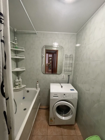 Купить однокомнатную квартиру в Южно-Сахалинске. Вариант № 5768, 12, площадь -  квм, цена 7000000 рублей