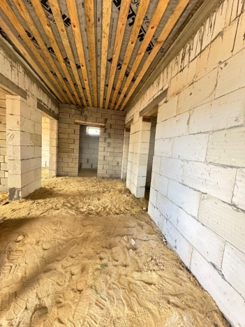 Купить дом в Элисте. Вариант № 44923, 14, площадь -  квм, цена 7500000 рублей