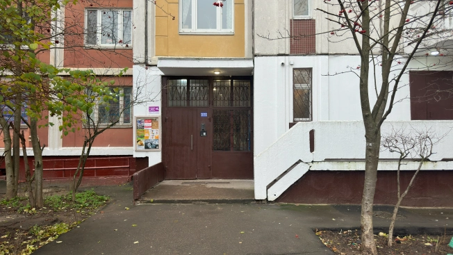 Купить квартиру в Москве. Вариант № 9234828, 28, площадь -  квм, цена 24000000 рублей