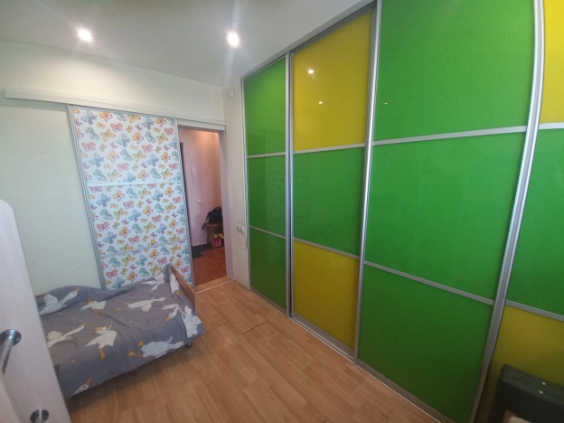 Купить двухкомнатную квартиру в Микрорайоне 15-й, Ангарск в Ангарске. Вариант № 56333, 9, площадь -  квм, цена 4800000 рублей