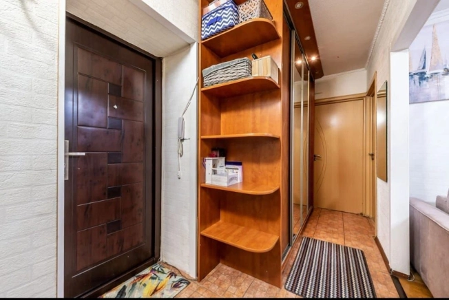 Купить двухкомнатную квартиру у метро Проспект Славы в Санкт-Петербурге. Вариант № 9455460, 3, площадь -  квм, цена 12900000 рублей