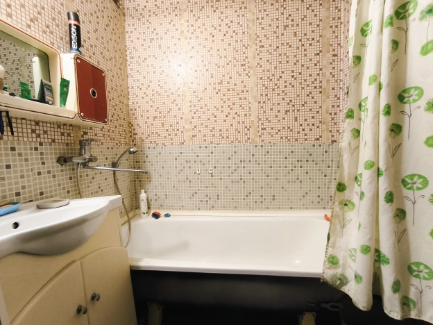 Купить квартиру в Белгороде. Вариант № 8264006, 20, площадь -  квм, цена 6350000 рублей