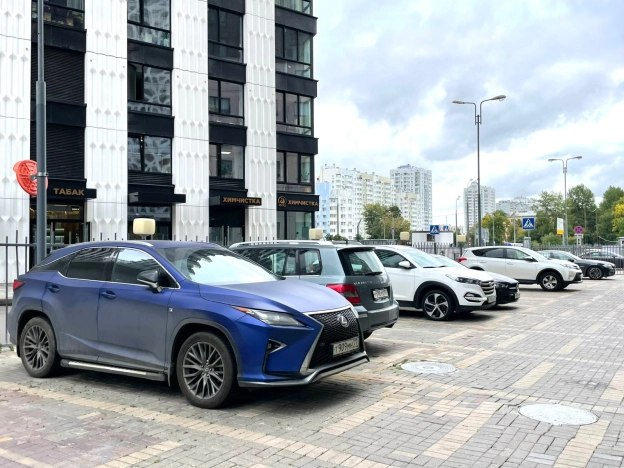 Купить квартиру в Москве. Вариант № 3376955, 25, площадь - квм, цена 20500000.0000 рублей