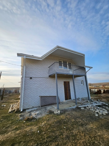 Купить дом в Элисте. Вариант № 10006556, 1, площадь -  квм, цена 4500000 рублей