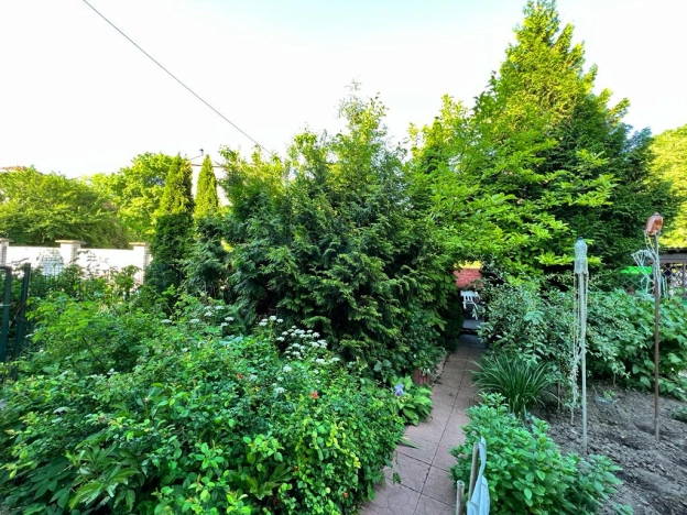 Купить четырехкомнатную квартиру в Калининграде. Вариант № 16433, 18, площадь -  квм, цена 13500000 рублей