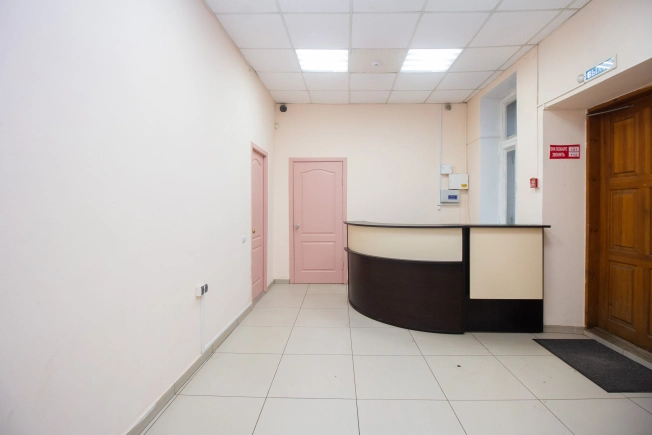 Купить коммерческую недвижимость свободного назначения у метро Бульвар Дмитрия Донского в Москве. Вариант № 8621881, 36, площадь -  квм, цена 15000000 рублей