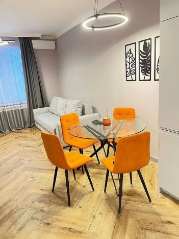 Купить двухкомнатную квартиру в Ростовской области. Вариант № 9901480, 6, площадь -  квм, цена 7300000 рублей