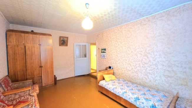 Купить многокомнатную квартиру в Архангельской области. Вариант № 10012483, 8, площадь -  квм, цена 3500000 рублей