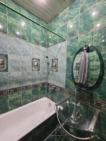 Купить квартиру в Москве. Вариант № 10432441, 13, площадь -  квм, цена 23500000 рублей