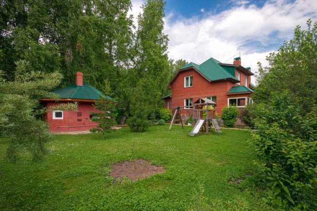 Купить дом в Искитиме. Вариант № 7992700, 17, площадь -  квм, цена 19000000 рублей