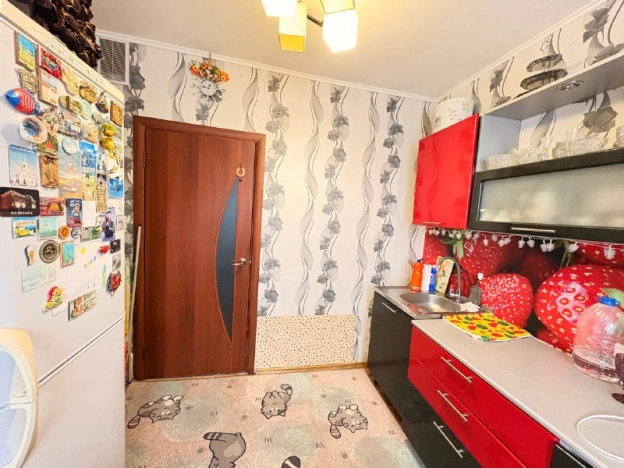 Купить квартиру в Тобольске. Вариант № 8335197, 3, площадь -  квм, цена 5300000 рублей