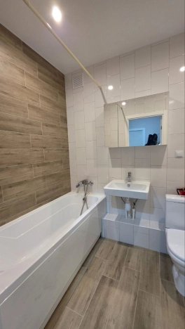 Снять квартиру в Пермском крае. Вариант № 9440546, 6, площадь -  квм, цена 27000 рублей