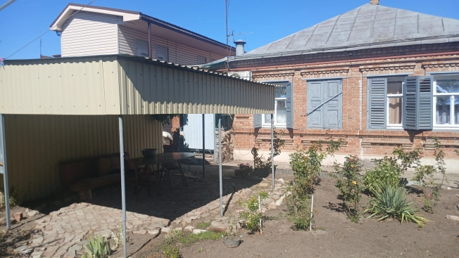 Купить дом на улице Васильковая в Краснодарском крае. Вариант № 3969067, 2, площадь -  квм, цена 9000000 рублей