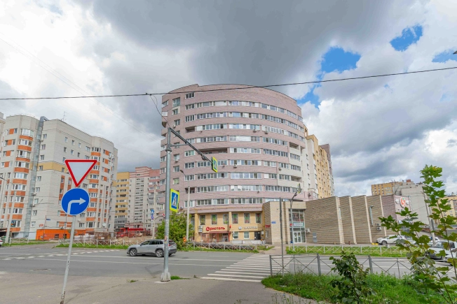 Купить коммерческую недвижимость в Владимире. Вариант № 2136000, 33, площадь -  квм, цена 59000000 рублей