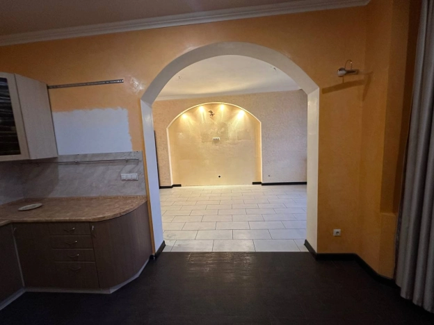 . Вариант № 10291537, 6, площадь - 75.9 квм, цена 10200000 рублей