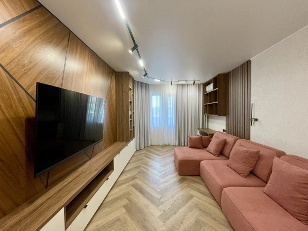 Купить двухкомнатную квартиру в Новороссийске. Вариант № 40470, 6, площадь -  квм, цена 16200000 рублей