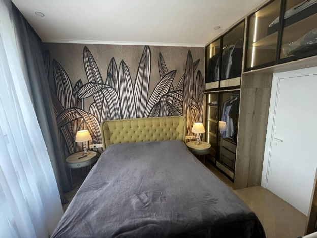 Купить квартиру в Москве. Вариант № 10235681, 13, площадь -  квм, цена 44000000 рублей