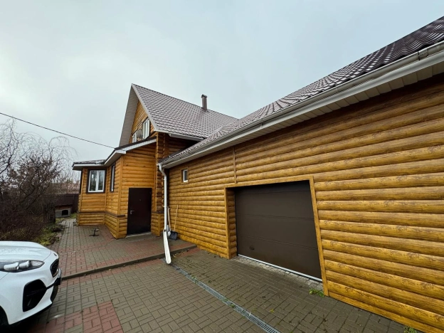 Купить дом в Нижегородской области. Вариант № 10362655, 3, площадь -  квм, цена 12000000 рублей