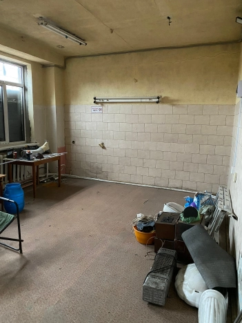 Купить коммерческую недвижимость в Уссурийске. Вариант № 48164, 8, площадь -  квм, цена 2500000 рублей