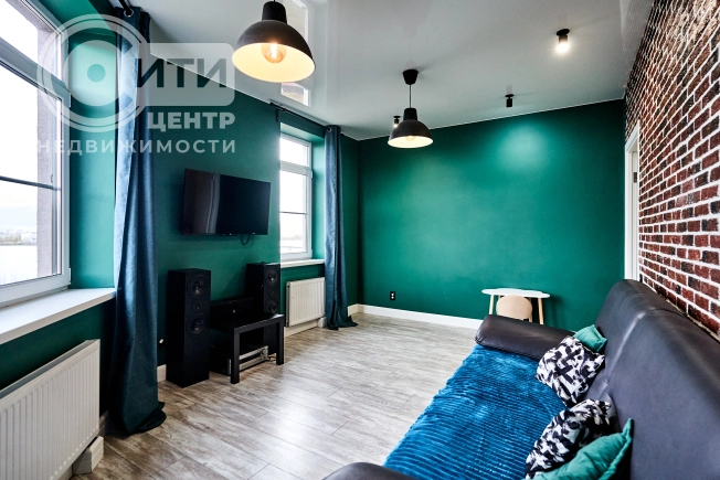 Купить двухкомнатную квартиру на вторичке в районе Центральный в Воронеже. Вариант № 17479, 4, площадь -  квм, цена 8000000 рублей