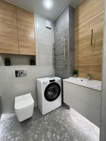 Купить однокомнатную квартиру в Ростовской области. Вариант № 38285, 13, площадь -  квм, цена 8200000 рублей