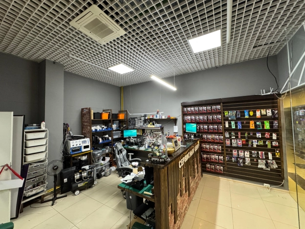 Купить коммерческую недвижимость свободного назначения в Жуковском. Вариант № 46007, 2, площадь -  квм, цена 4100000 рублей