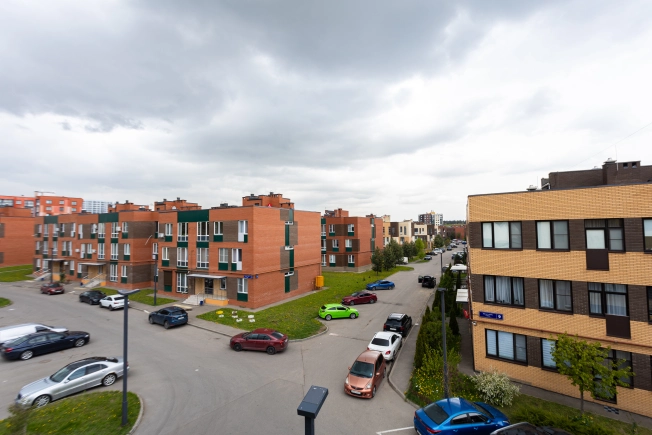 Купить двухкомнатную квартиру у метро Ольховая в Москве. Вариант № 2888772, 33, площадь -  квм, цена 23500000 рублей