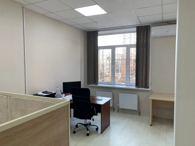 Купить офисы в Новосибирске. Вариант № 8588161, 4, площадь -  квм, цена 8200000 рублей