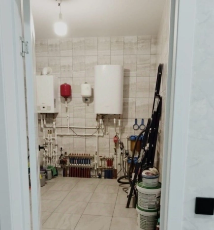 Купить дом в Москве. Вариант № 10028454, 8, площадь -  квм, цена 18500000 рублей