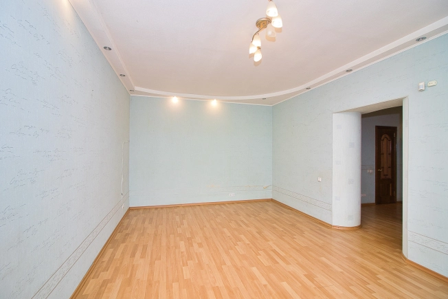 Купить однокомнатную квартиру на улице Пичугина в Владимире. Вариант № 1193873, 8, площадь -  квм, цена 6950000 рублей