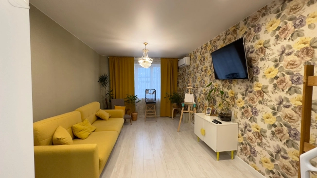 Купить квартиру на улице Университетский проспект в Волгограде. Вариант № 9878464, 4, площадь -  квм, цена 5200000 рублей