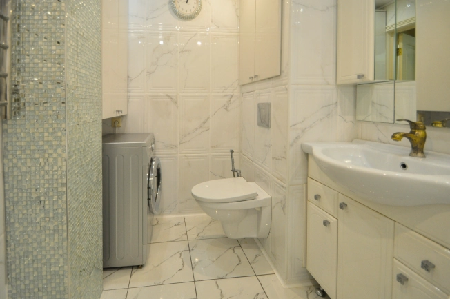 Купить двухкомнатную квартиру на улице Линейная в Новосибирской области. Вариант № 9256737, 22, площадь -  квм, цена 9100000 рублей