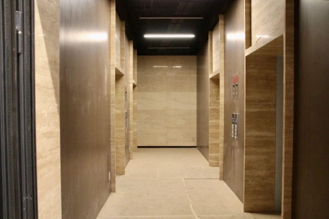 Купить квартиру в Москве. Вариант № 9832658, 3, площадь -  квм, цена 34000000 рублей