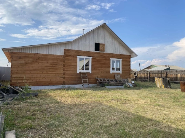 Купить дом на улице Белокаменная в Улан-Удэ. Вариант № 798171, 4, площадь -  квм, цена 5180000 рублей