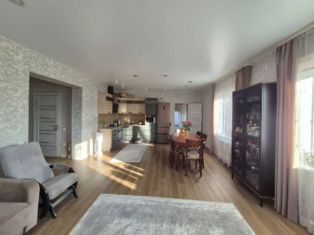 Купить дом в Иркутской области. Вариант № 9139676, 11, площадь -  квм, цена 21250000 рублей