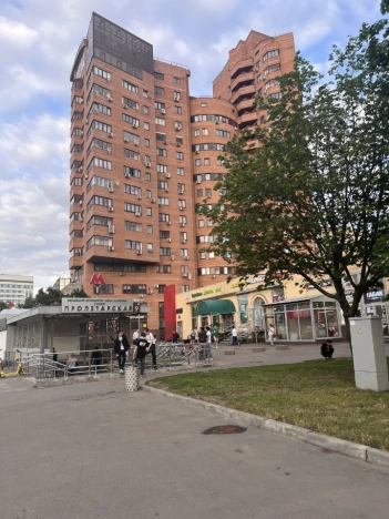 Купить квартиру в Москве. Вариант № 6159884, 3, площадь -  квм, цена 36000000 рублей