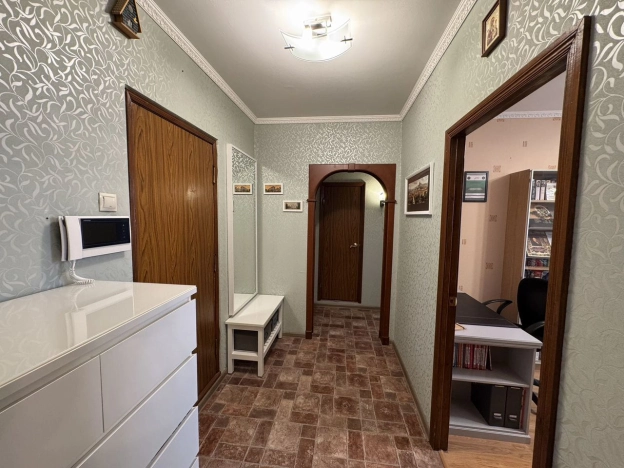 Купить квартиру в Москве. Вариант № 8563465, 12, площадь -  квм, цена 16800000 рублей