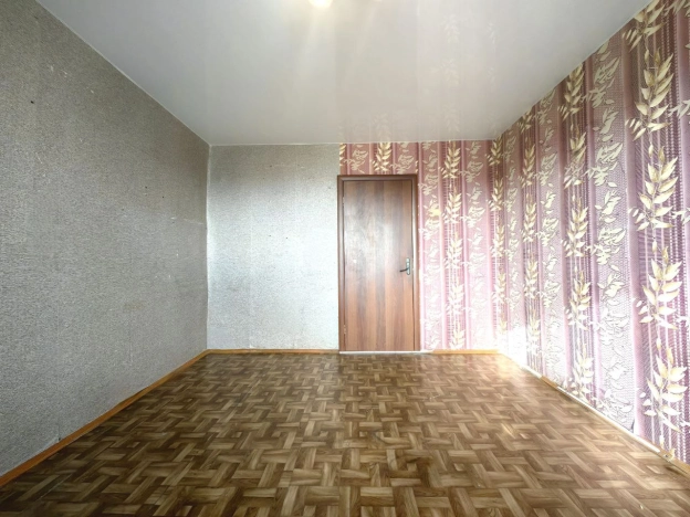 Купить комнату в Смоленской области. Вариант № 1003663, 2, площадь -  квм, цена 560000 рублей